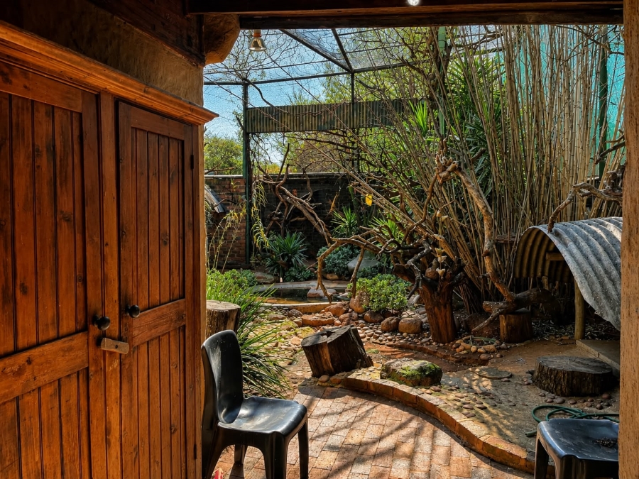 4 Bedroom Property for Sale in Wilkoppies North West